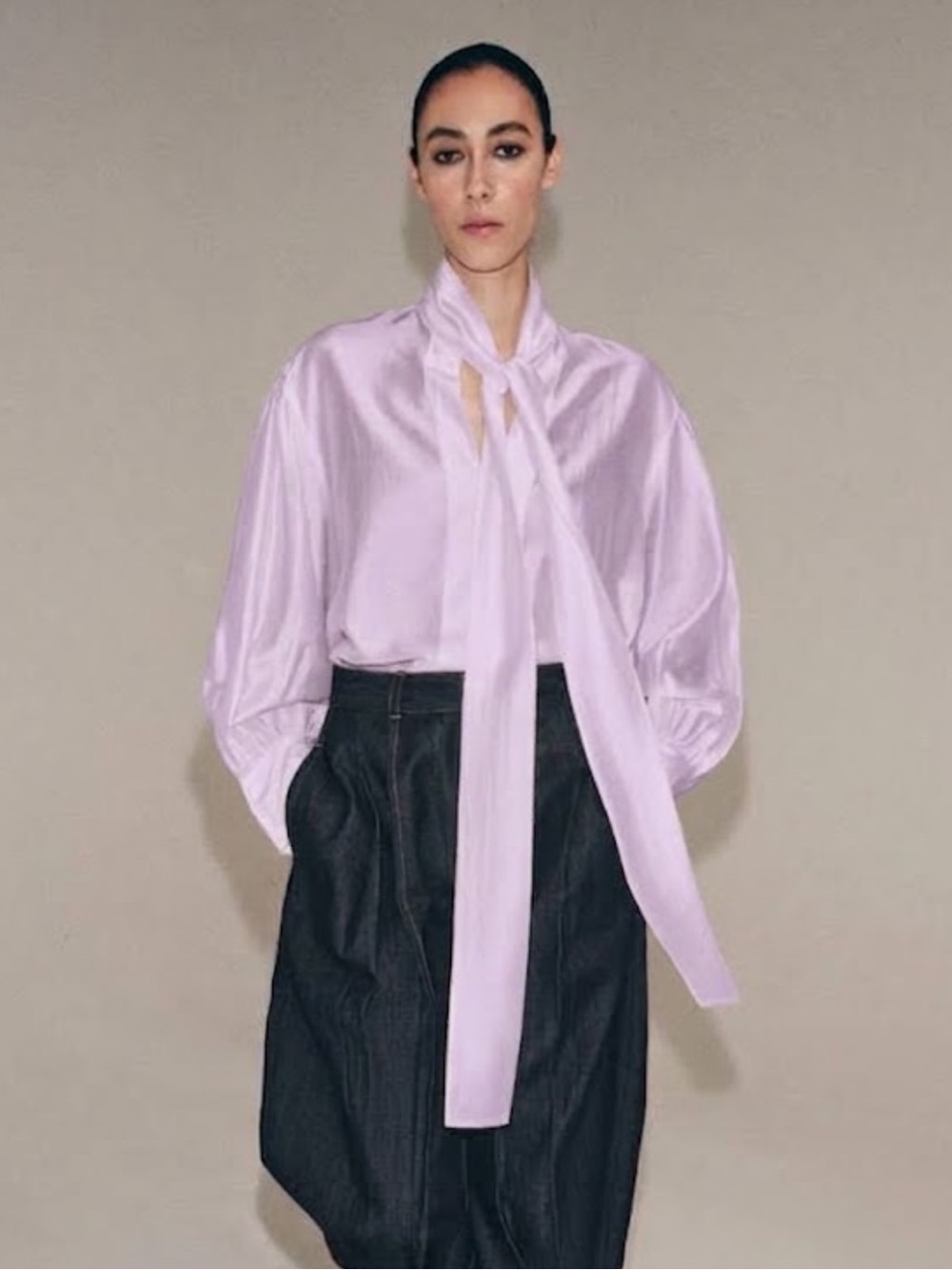 NWT Zara Woman Bloggers Fav ZW COLLECTION SATIN EFFECT TIE SHIRT Blouse Size S